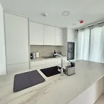 Happy Travel Lomas Daisy Higueron * Фуэнхирола