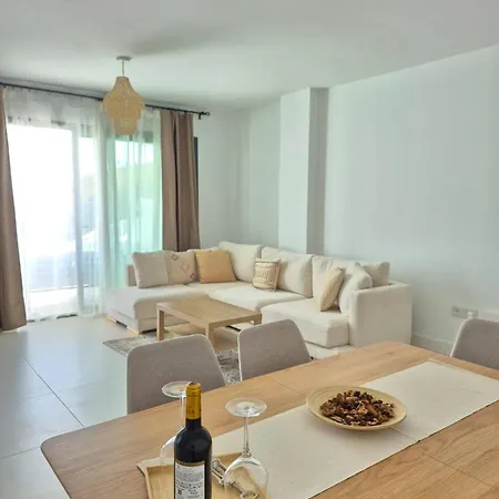 아파트 Happy Travel Lomas Daisy Higueron 푸엔히롤라